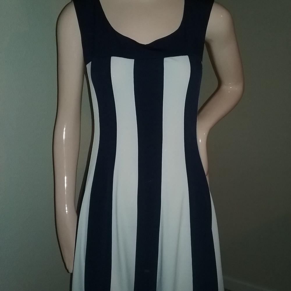 Connected mid-thigh dress